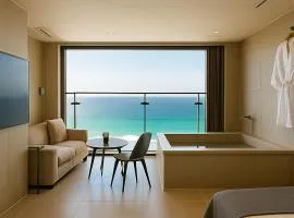 Plott The One Sokcho Xiella The Beach