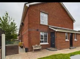 4 Bedroom House in Newry Central