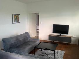 Wohnung nah der Weser Monteurenwohnung Ferienwohnung، فندق في هويا