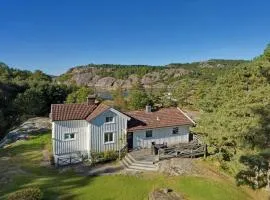5 star holiday home in Hjälteby