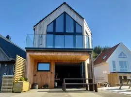 6 person holiday home in Urangsvåg