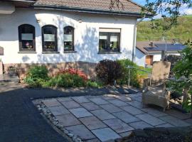 Ferienwohnung Wirtz、Olzheimのホテル