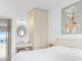 Chara's Sea View House