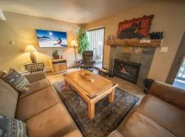 Wild Irishman 1043 by SummitCove Lodging