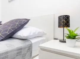 Apartments and Rooms Adriatic Suites