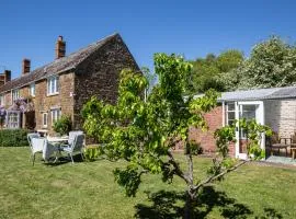 Priors Mead Cottage