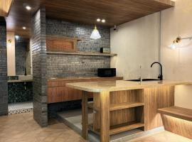 嘉簡住 the Restro, hotel em Tainan