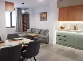 Panoramic Apartment Direct Metro Access