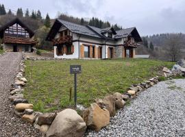 Fox Chalet, hotel v mestu Molidu