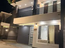 Skyvale Nainital - Luxury 4BHK Mountain View Villa