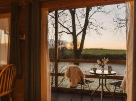 Sunset Lodge