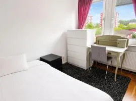 Elegant Central Apartment Room in Akalla, Sweden