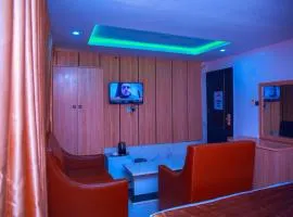 DonFleakies Hotels and Suites