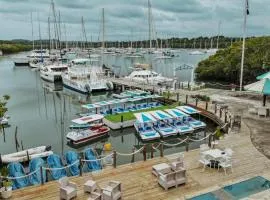 Puerto Blanco Marina & Hotel