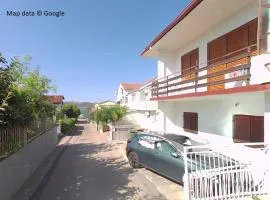 Spacious Seaside Apartment