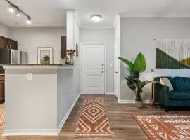Modern Ground Floor 1BR w Pool WiFi Parking