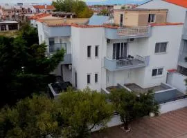 Nias Apartments No105
