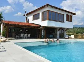 Macedonium Luxury Villa with pool & panoramic view