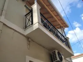RIVER SIDE HOUSE