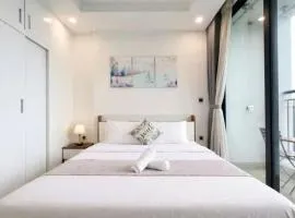 Bright Luxury Studio Apartment with Smart TV at Green Bay Hanoi Residence