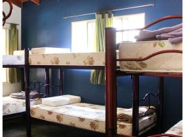 El Camino Hostel โรงแรมในมินา กลาเบโร