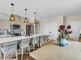 Luxury 3BR with Seaside Views Jersey Shore Gem