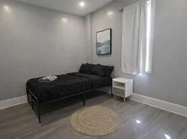 The Corner Twin