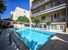 Mikuljan Apartments with Pool-5 min to Beach & Private Parking Included