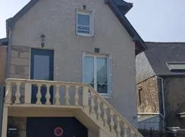 Petite maison Quartier Ste Croix
