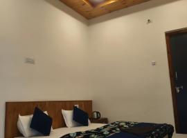 NAMASTE GANGA HIMALAYAN reatreat, hotelli kohteessa Harsil