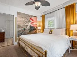 Old Carrabelle Hotel Magnolia Suite
