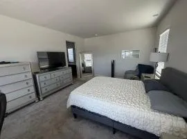 Room near DIA
