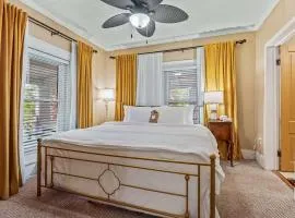 Old Carrabelle Hotel Hemingway Suite