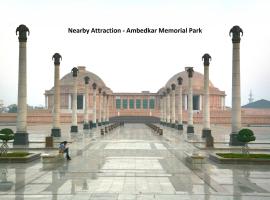 Super Hotel O Shikhar Paradise, hotel a Gomti Nagar