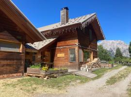 Ferme de la Clarée, готель у місті Неваш