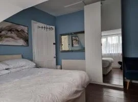 Beautiful double room, mins away from Norbury station