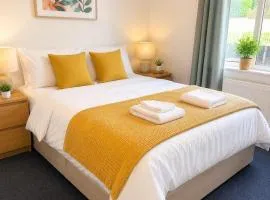3 Cliff road ipswich IP3 0AT