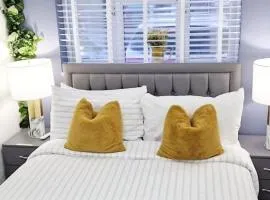 PrivateHaven for Contractors and Couples, privateParking andGarden