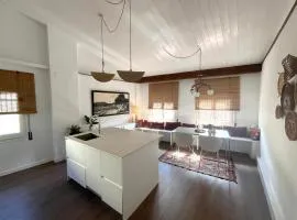 Can Clavetaires - Amplia casa histórica de 160 m2 con sala de juegos