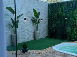 POUSADA DONATELLA Modernidade e conforto para noites tranquilas, hotel i Paranaguá