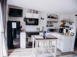 Forest & Vine Cottage in Templeton