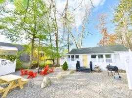 Cottage 8-9 - Stand Alone 2 Bedroom 2 Bath Private Courtyard Pet Friendly with Fee