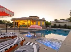 Templeton Retreat Pool, Spa Near Wineries