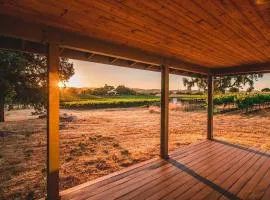 Hive House Castoro Luxury Winery Stay EV