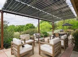Hive Vista Castoro Vineyard View Stay EV