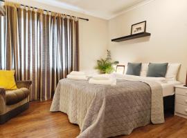 Førde sentrum - Lindbøen Gjesterom, hotell i Førde