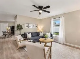 Charming Belmont Bungalow - 5 Min Walk to Downtown