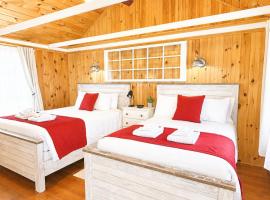 Wolfeboro में, होटल Cottage 4 - Queen and Full Beds Child Loft w 2 Twins Private Bath Kitchenette Pets Allowed Fee applies
