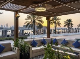 अबू धाबी में, होटल Fairmont Bab Al Bahr