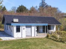 8 person holiday home in Spøttrup-By Traum